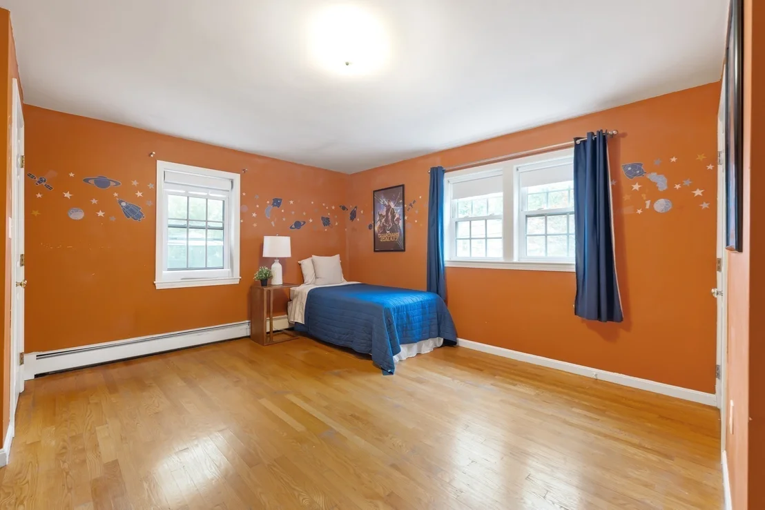 Photo of 23 Leach Ln