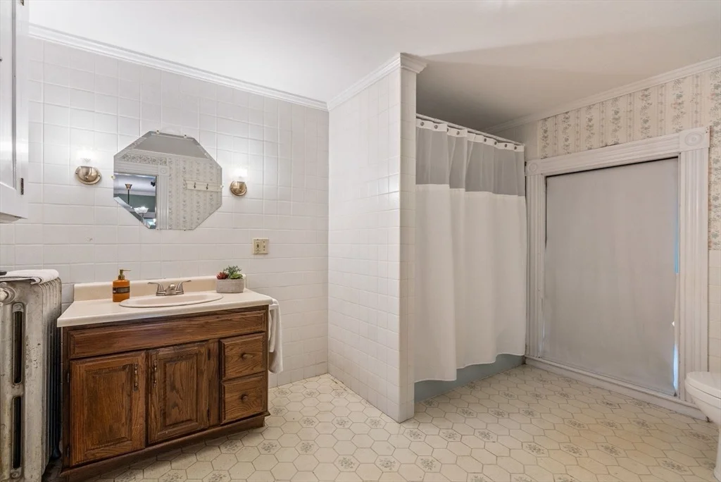 Photo of 22 Hillside Ave