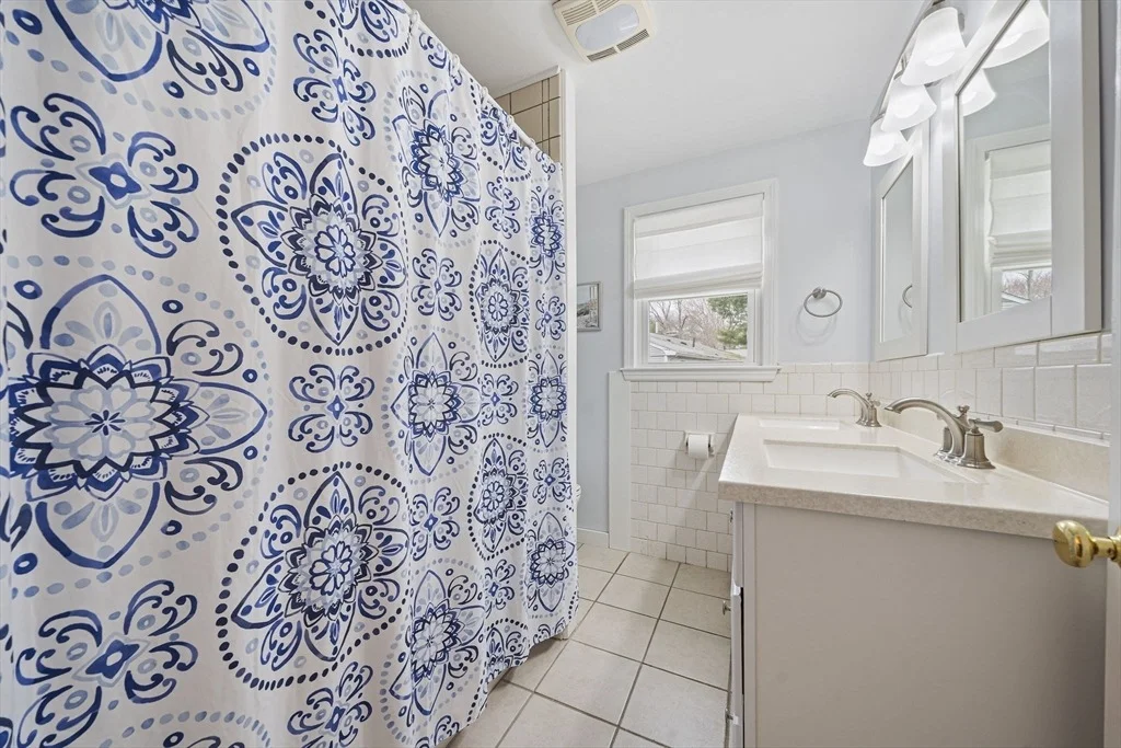 Photo of 55 Benjamin Drive