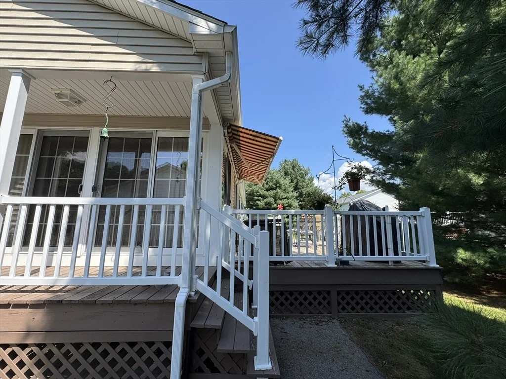 Photo of 61 Brookstone Dr.