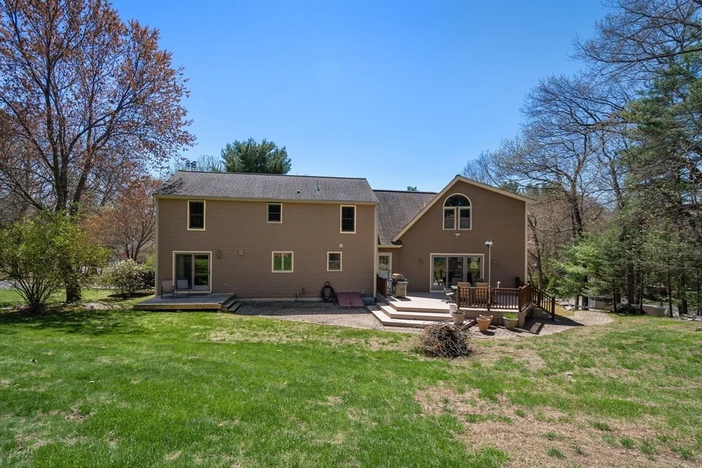 Photo of 12 Mooreland Dr