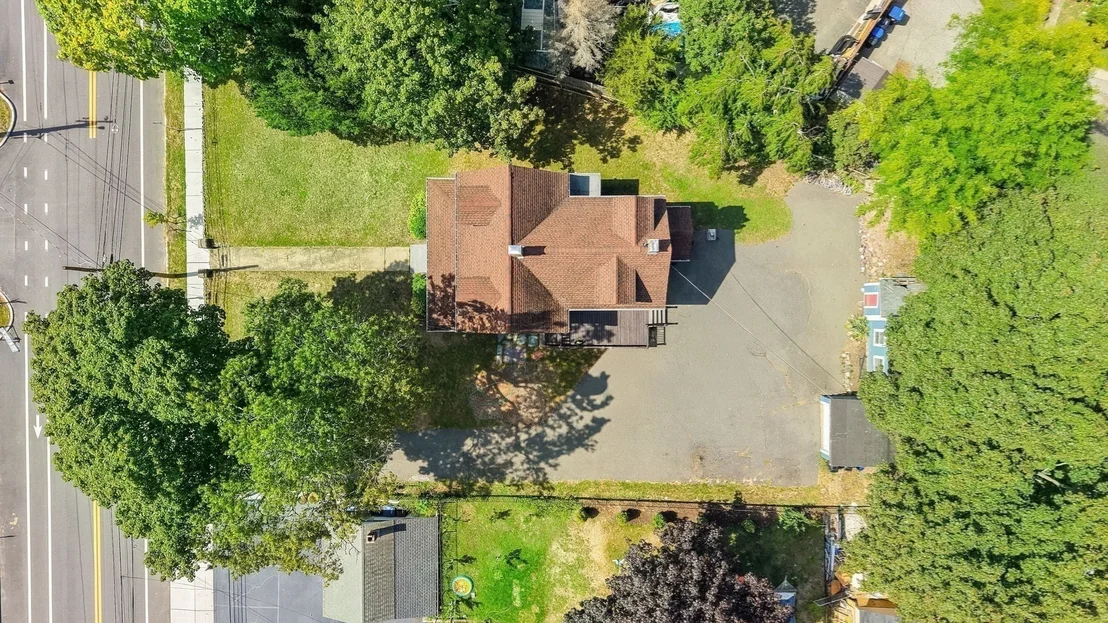 Photo of 121 Bridge St