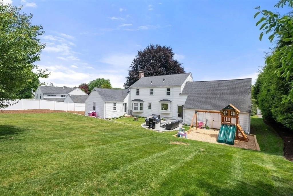 Photo of 37 Salisbury Dr