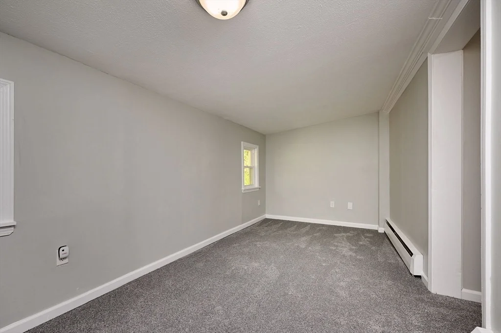 Photo of 140 Amherst Rd