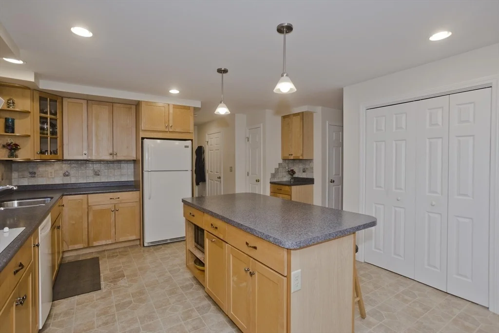 Photo of 11 Sheerman Ln