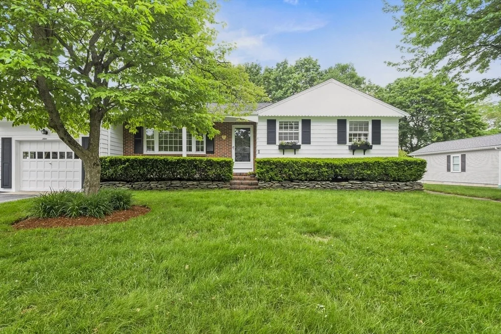 Photo of 9 Divittorio Drive
