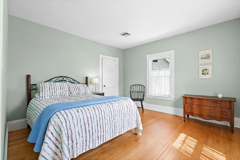 Photo of 18 O'neil Street