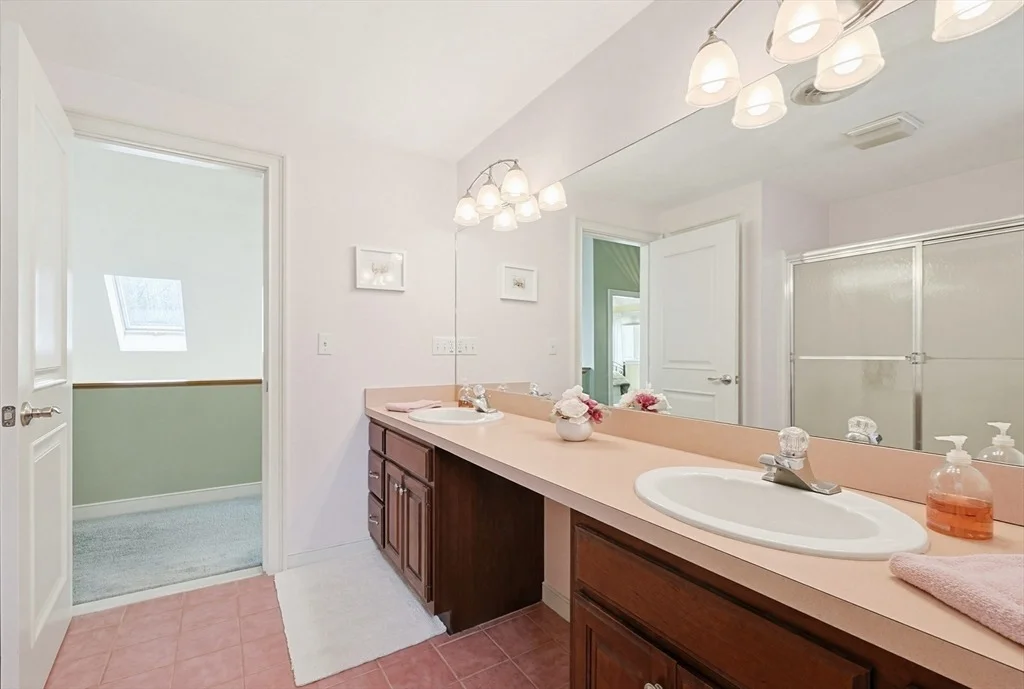 Photo of 212 West St