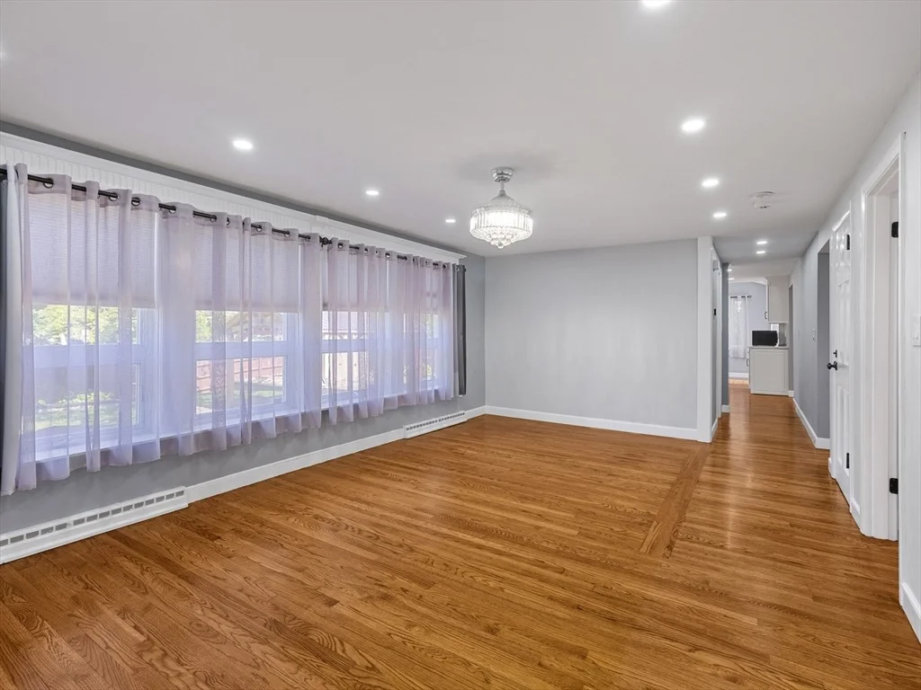 Photo of 7 Fabens St
