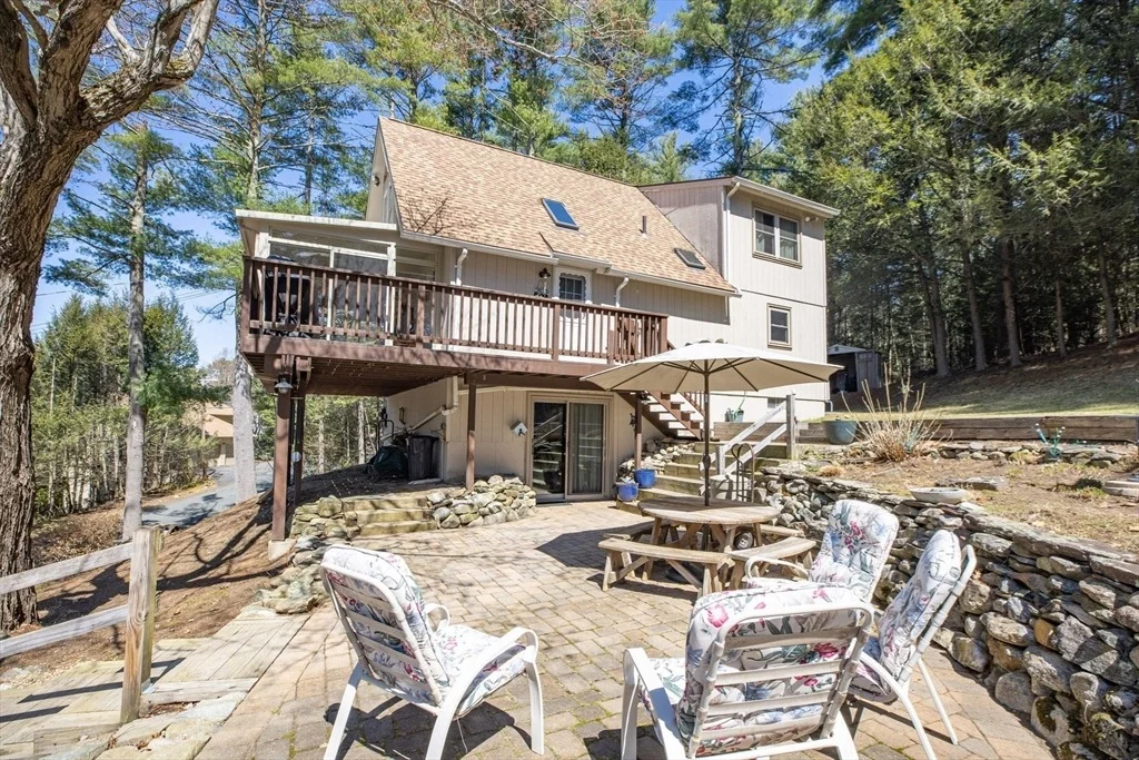 Photo of 105 Shoreline Dr