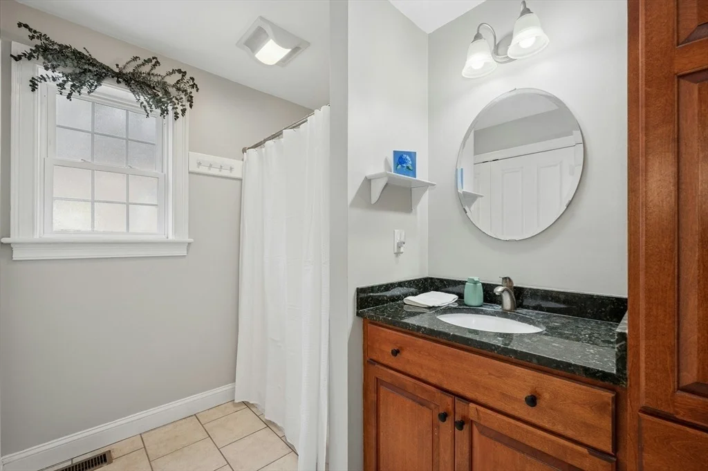 Photo of 171 Whitins Rd