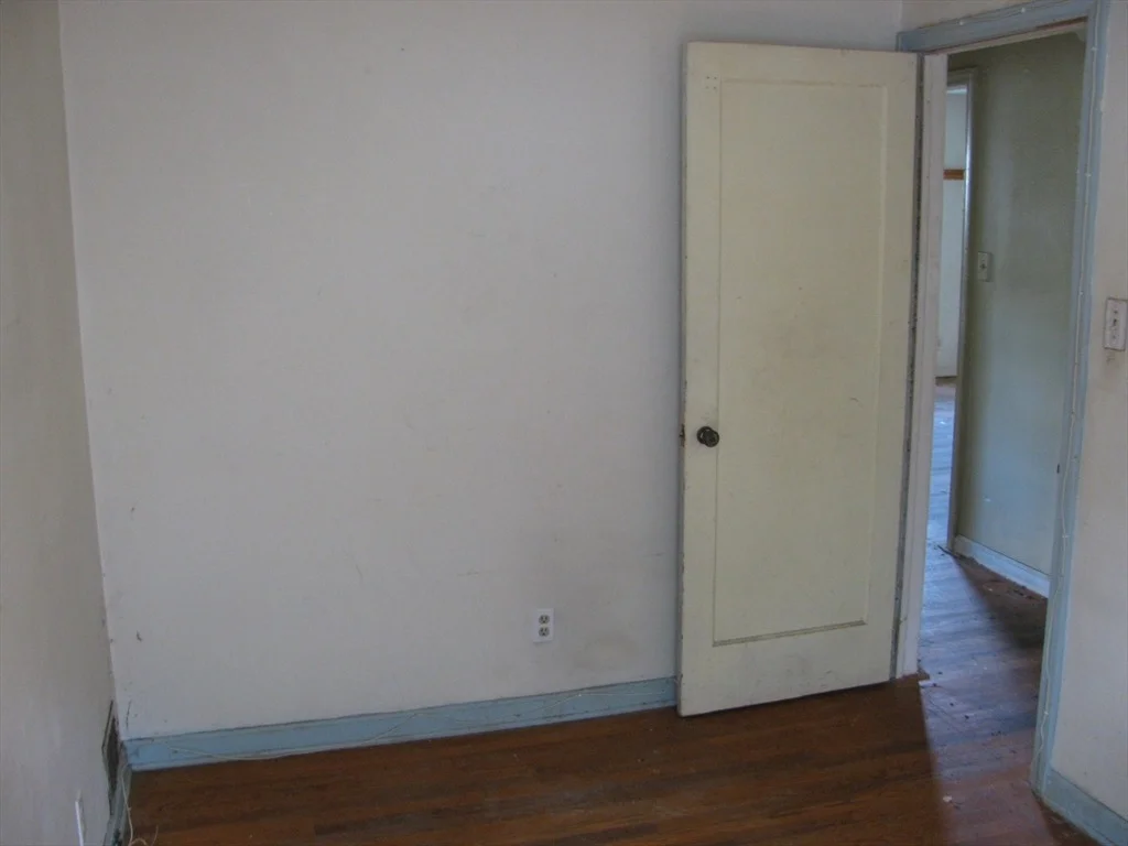 Photo of 86 Pheland St