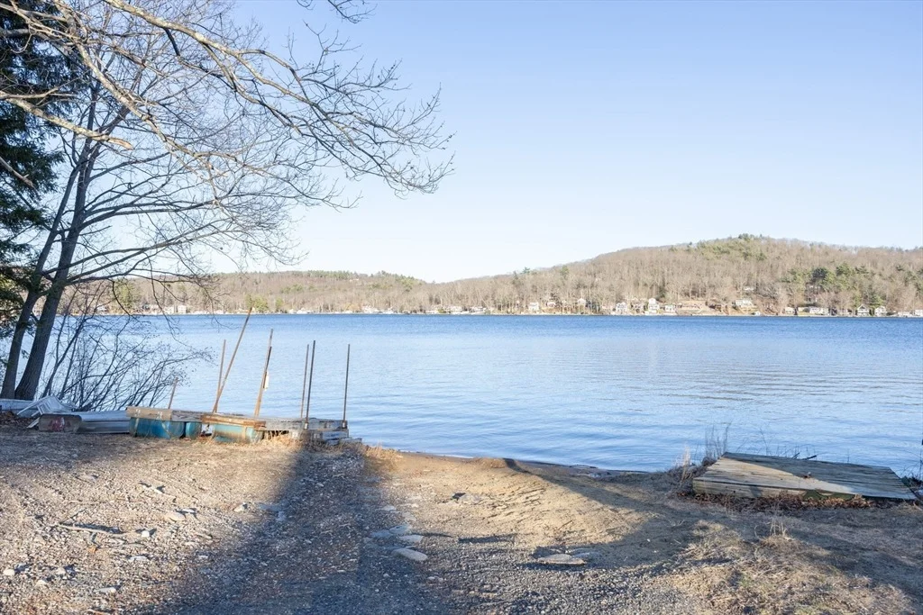 Photo of 7 Chaffee Rd