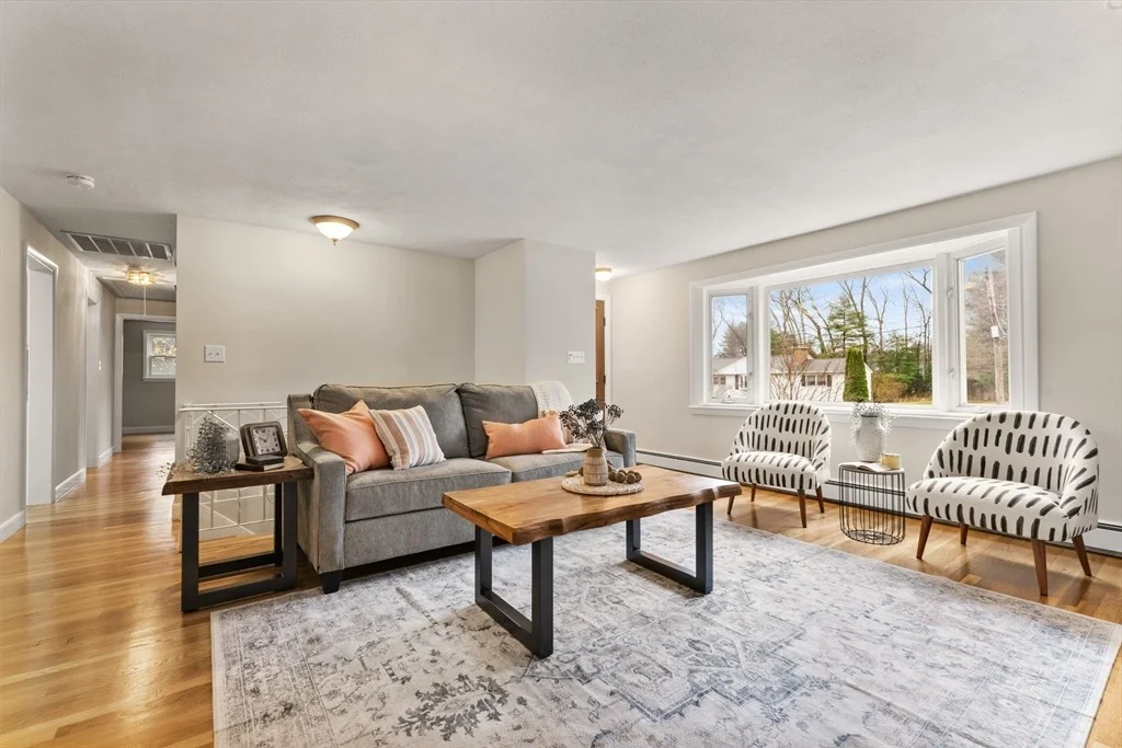 Photo of 22 Gloria Circle