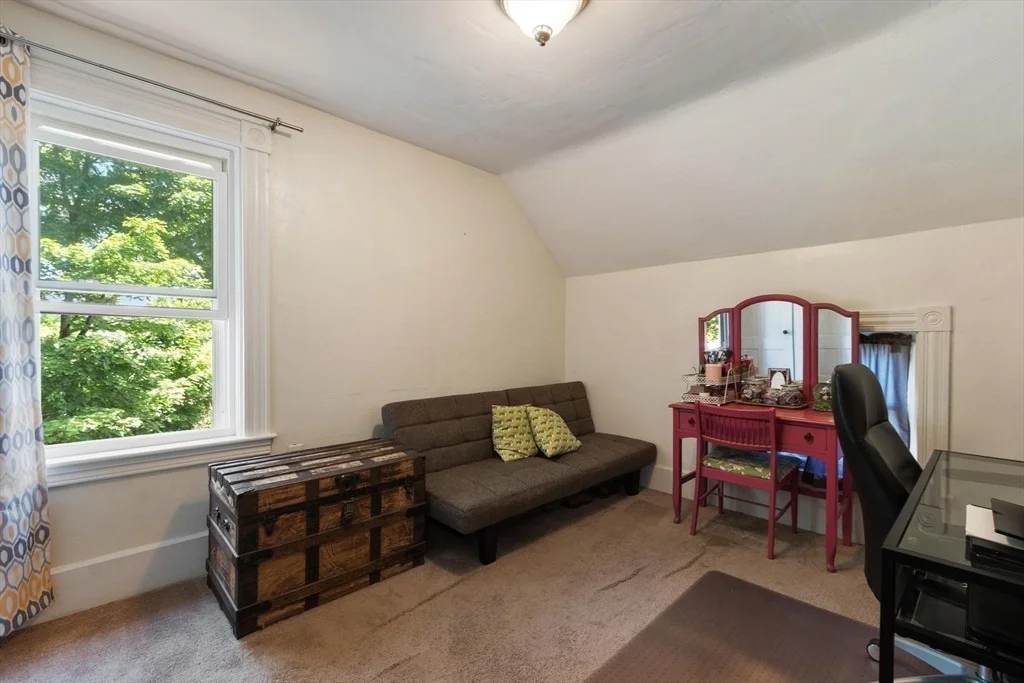 Photo of 24 Bennett Pl