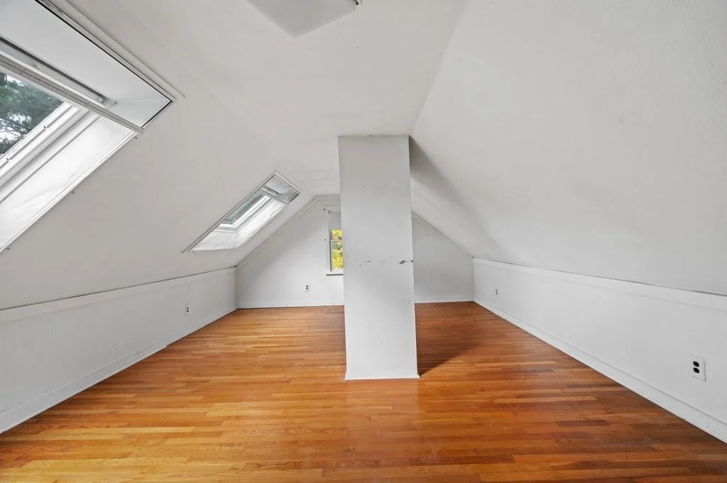 Photo of 10 Standish Way