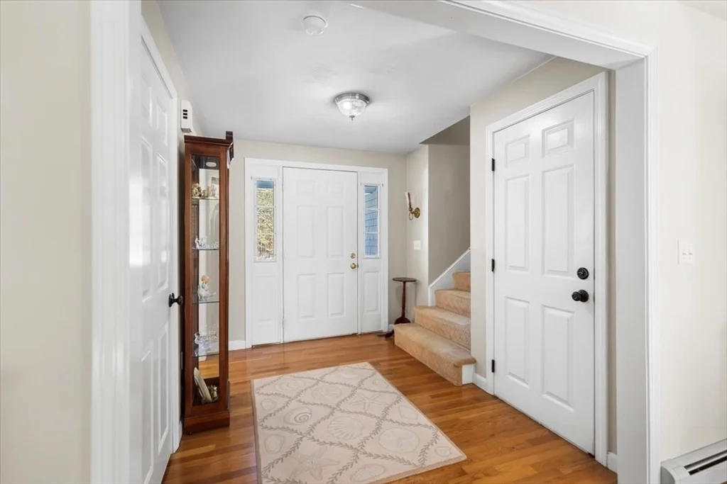 Photo of 12 Quashnet Woods Dr