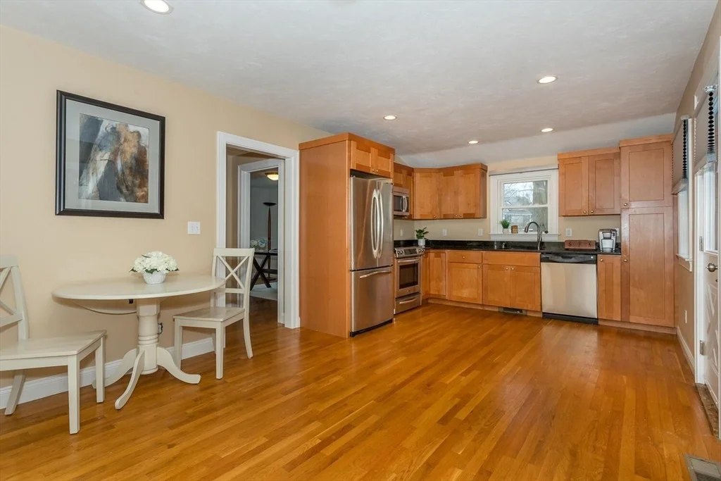 Photo of 264 Pleasant Street