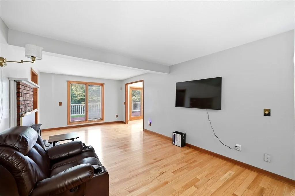 Photo of 705 General Knox Rd