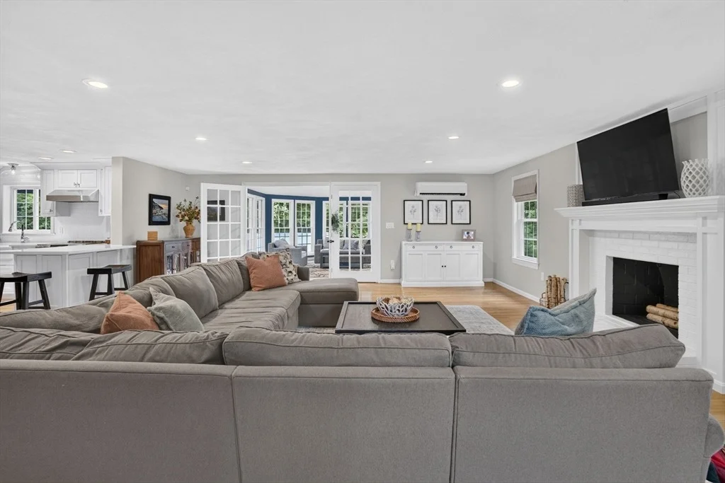 Photo of 10 Lillian Drive