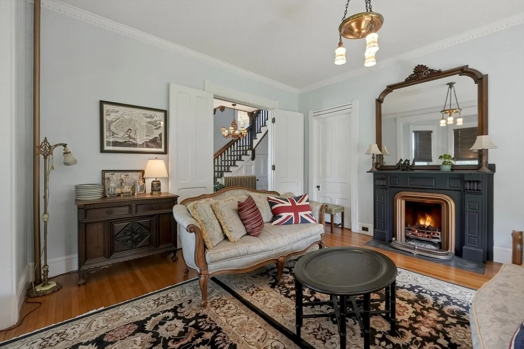 Photo of 33 Gilbert St