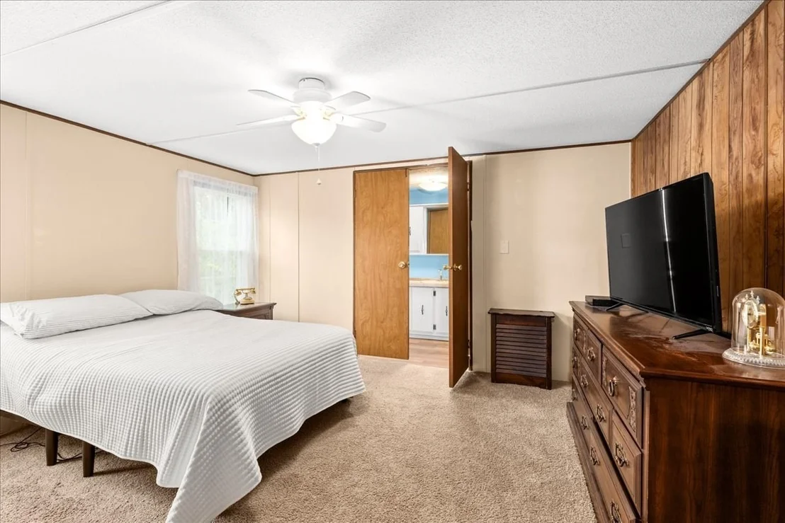 Photo of 126 Pine Ave