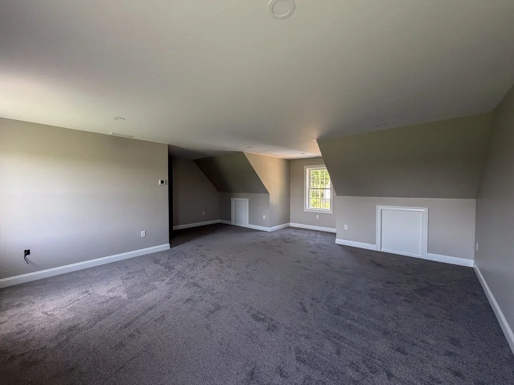 Photo of 555 Neck Road
