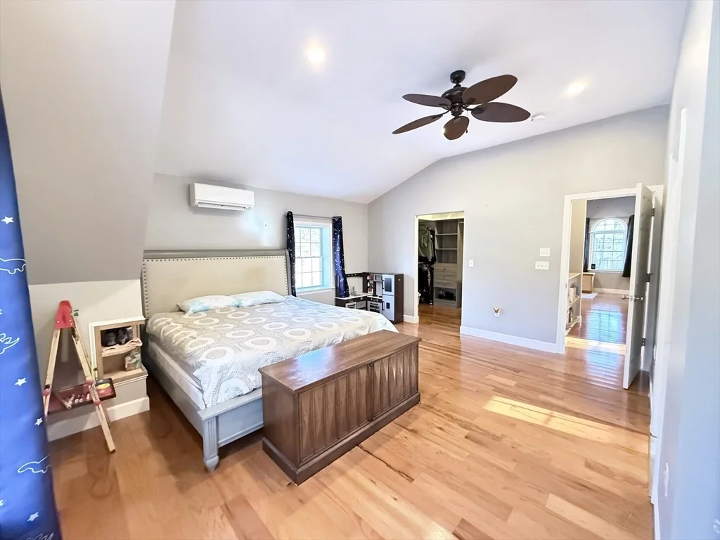 Photo of 7 Central St