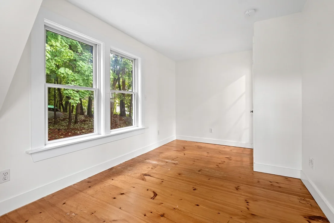 Photo of 1105 Washington