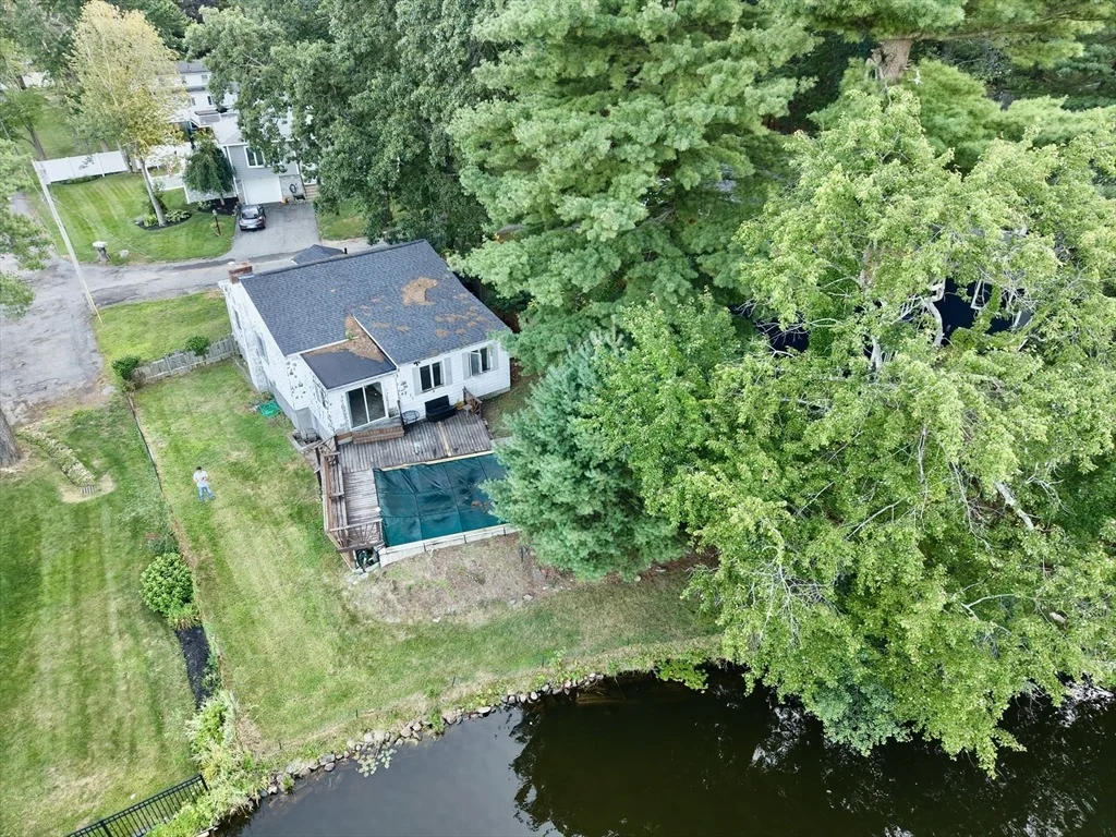 Photo of 2 Colonial Road