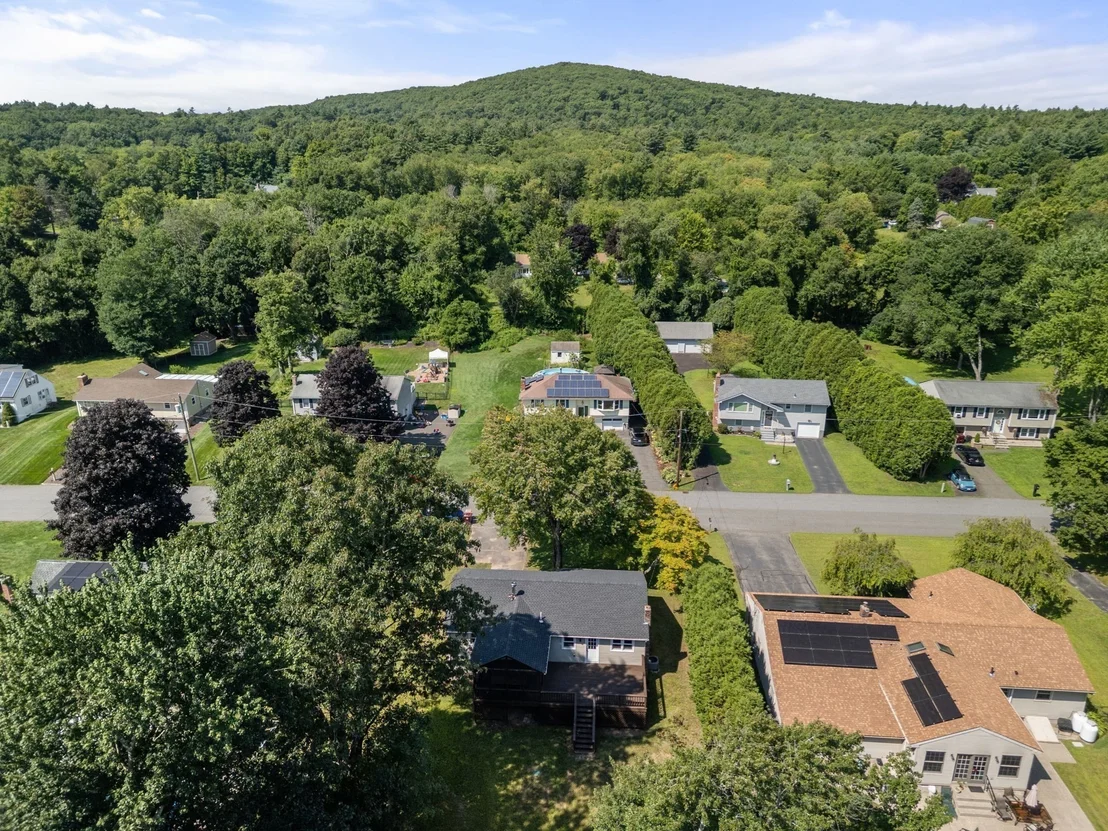 Photo of 52 Aldo Drive