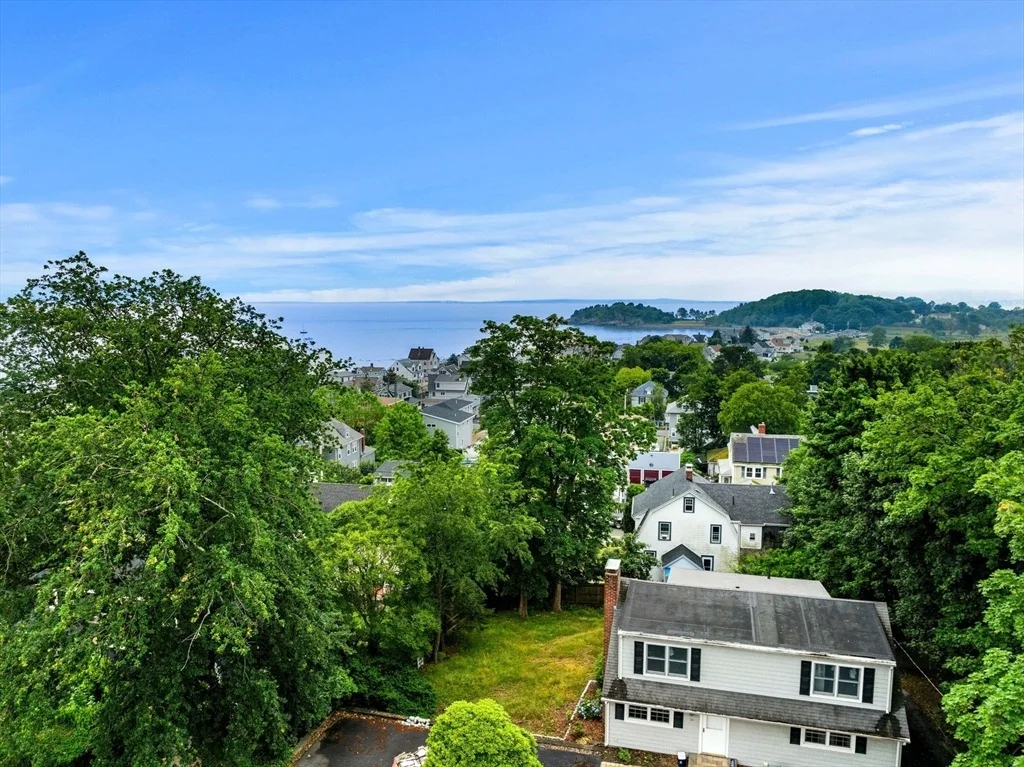 Photo of 239 Nahant Road