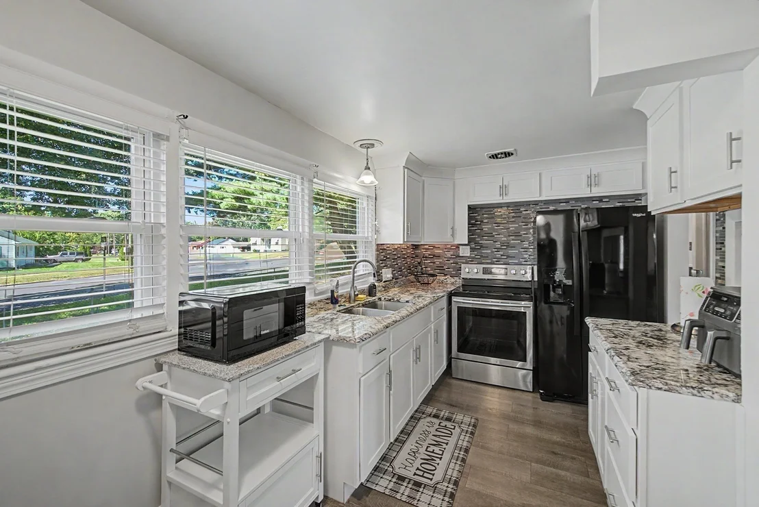 Photo of 369 Breckwood Blvd