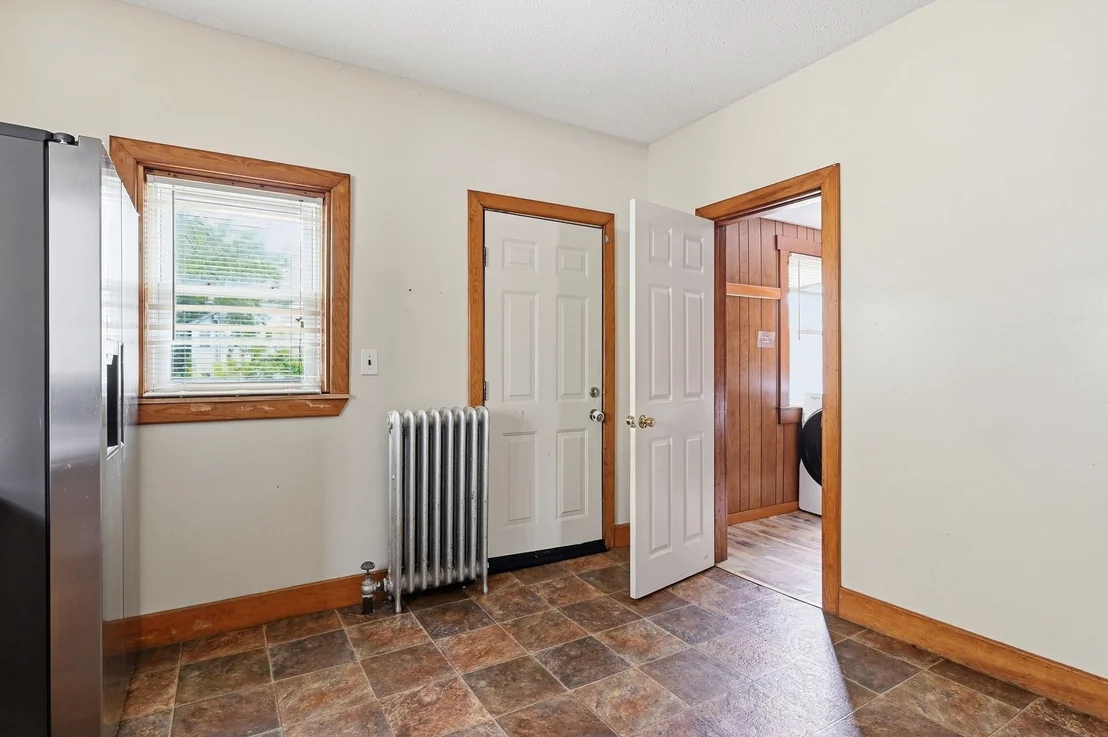 Photo of 54 Commonwealth Ave