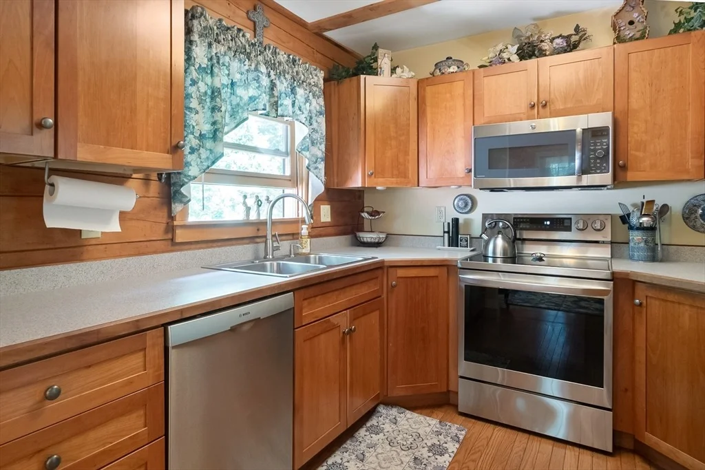 Photo of 19 Taylor Hill Rd