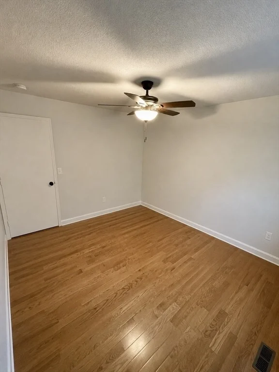 Photo of 477 Clark St