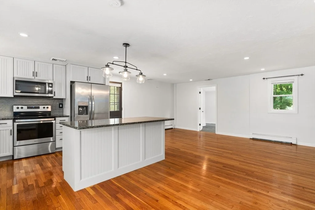 Photo of 21 Simpson Ave
