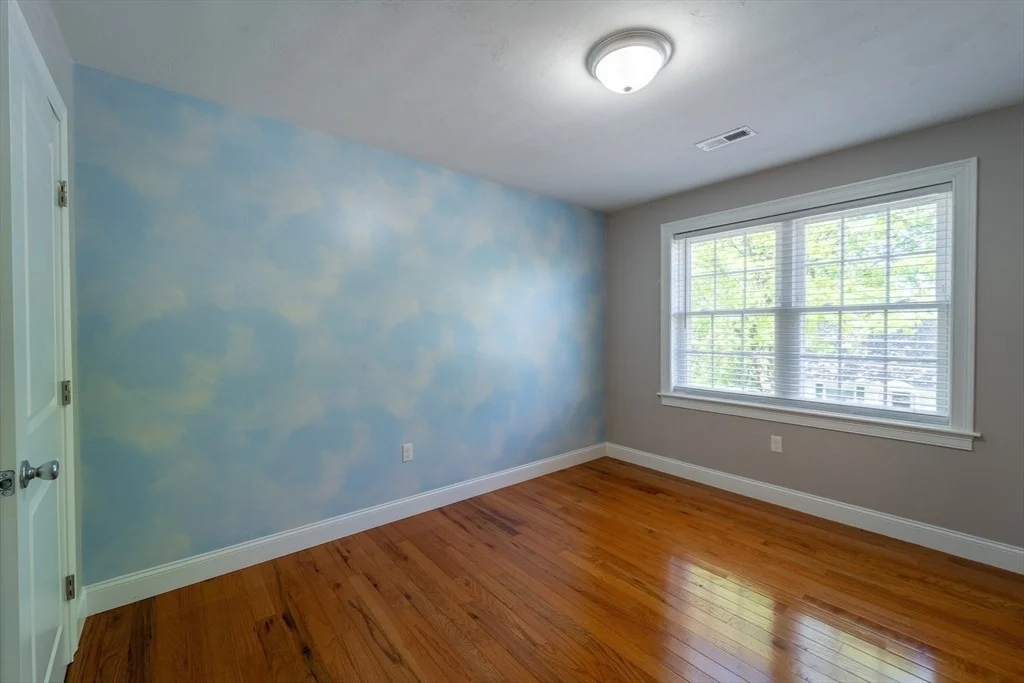 Photo of 31 Scenic Dr