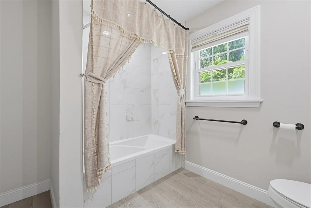 Photo of 316 W Sutton Rd