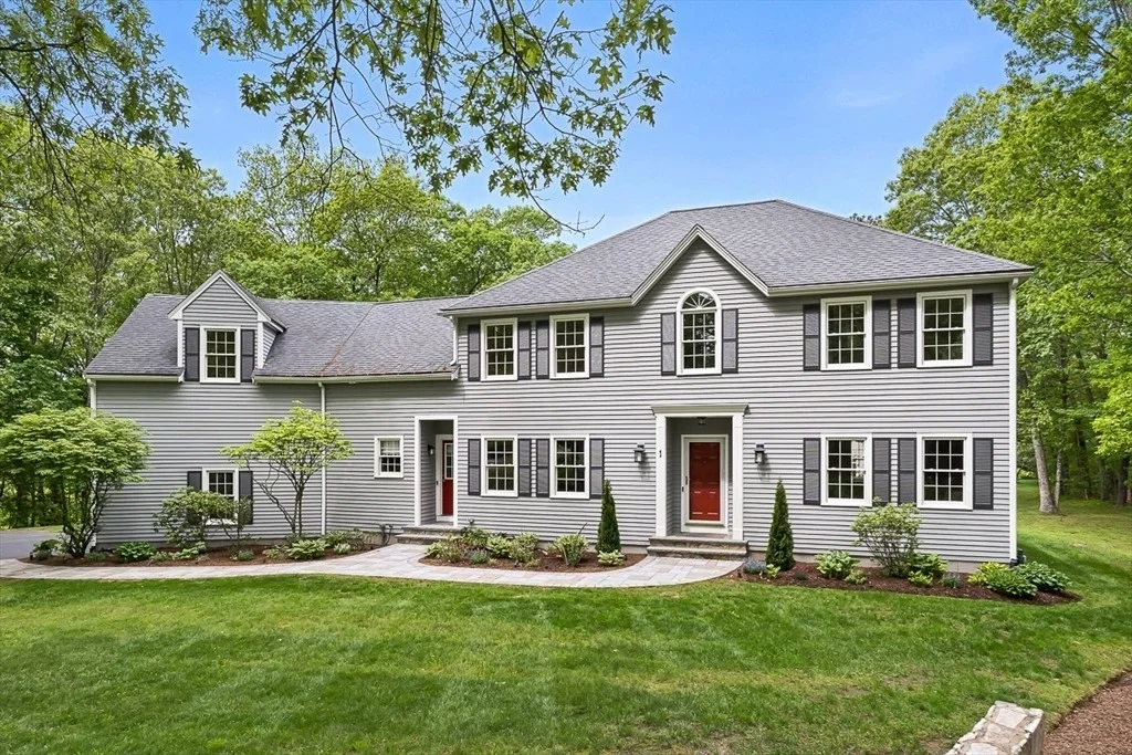Photo of 1 Woronoco Dr