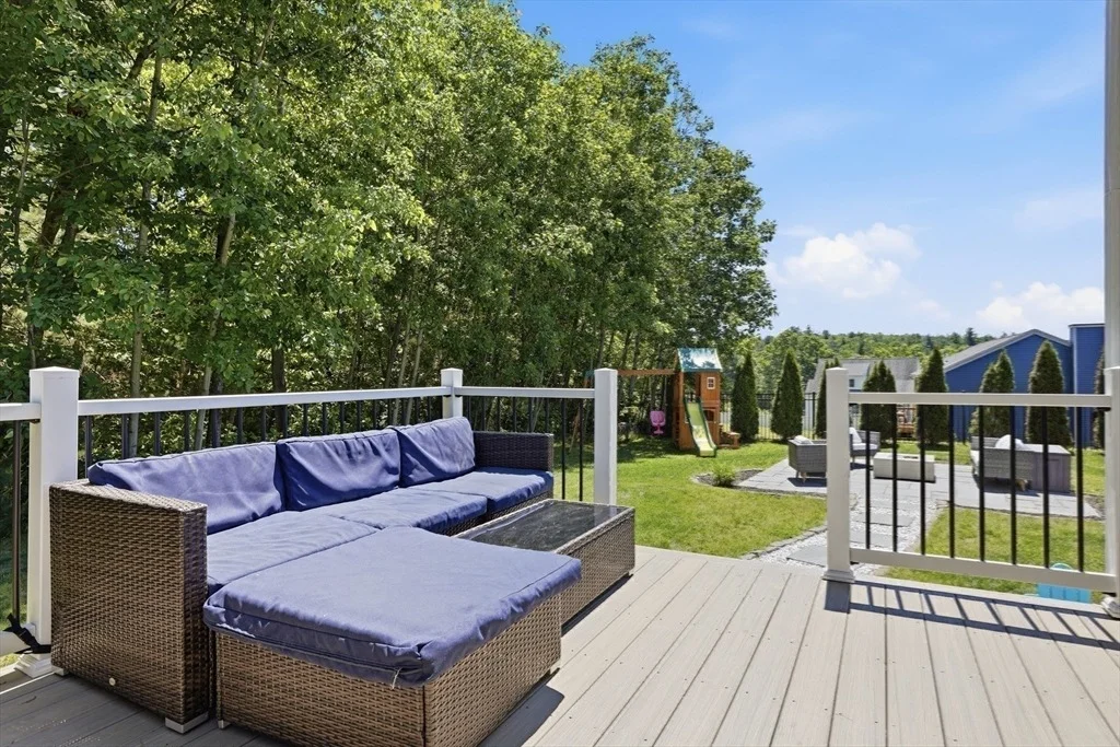 Photo of 37 Hemlock Dr