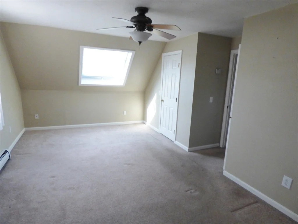 Photo of 33 Lakeview Dr