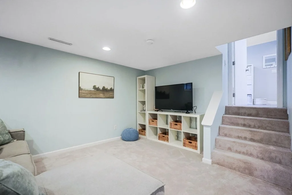 Photo of 17 Tamarack Road