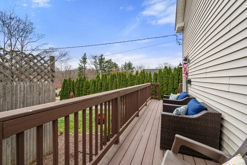 Photo of 10 Cedar St