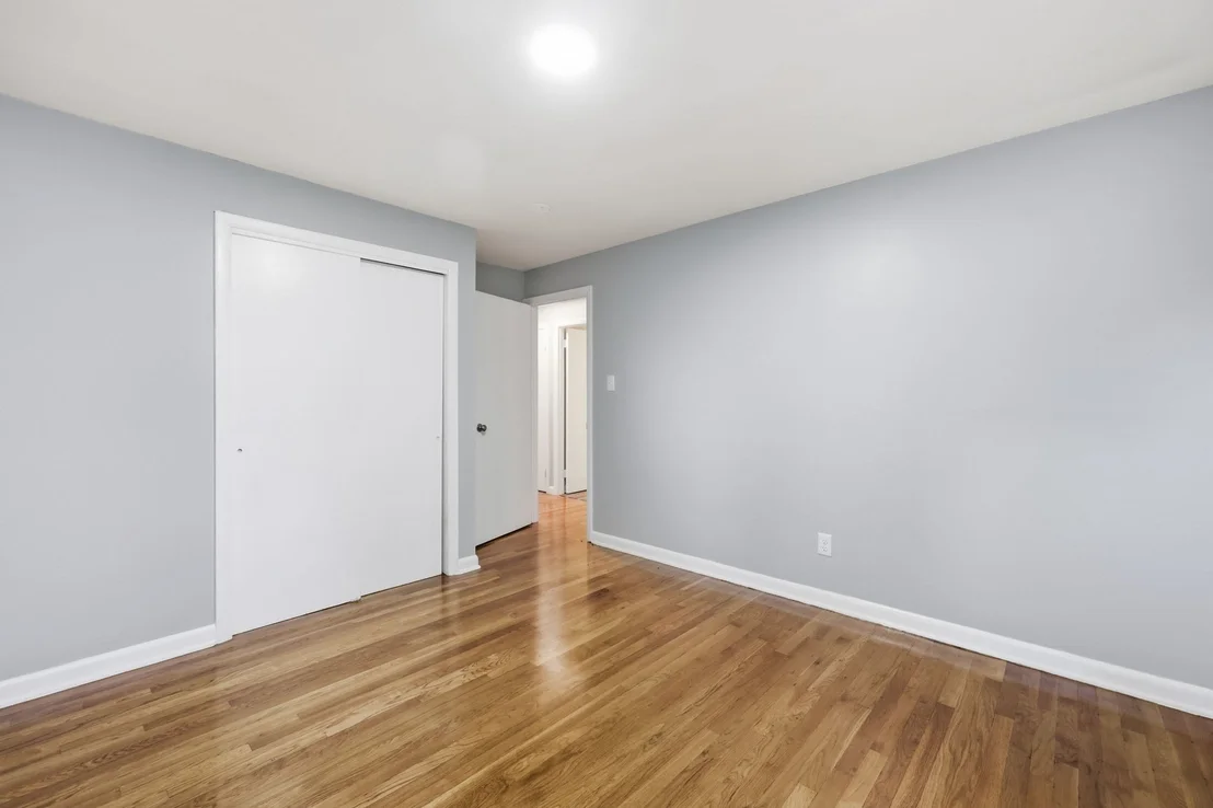 Photo of 52 Navajo Rd