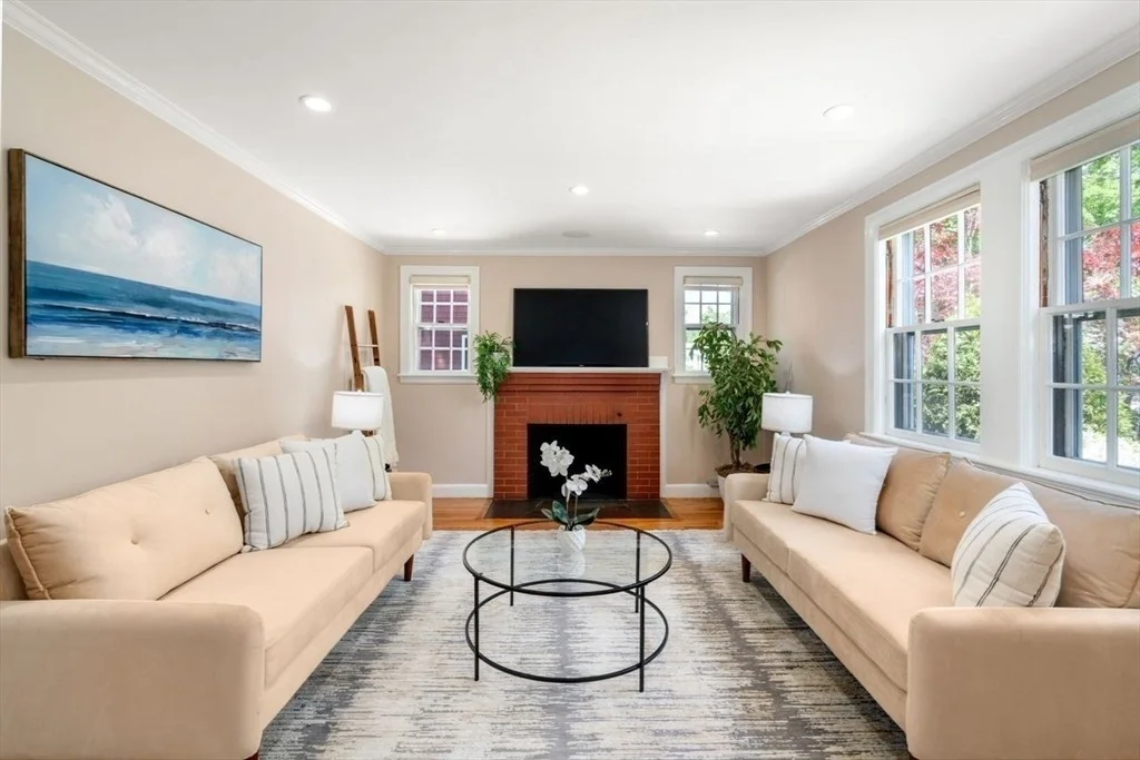 Photo of 21 Rose Dr