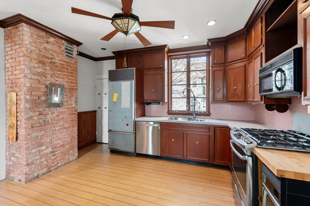 Photo of 20 Atlantic Ave