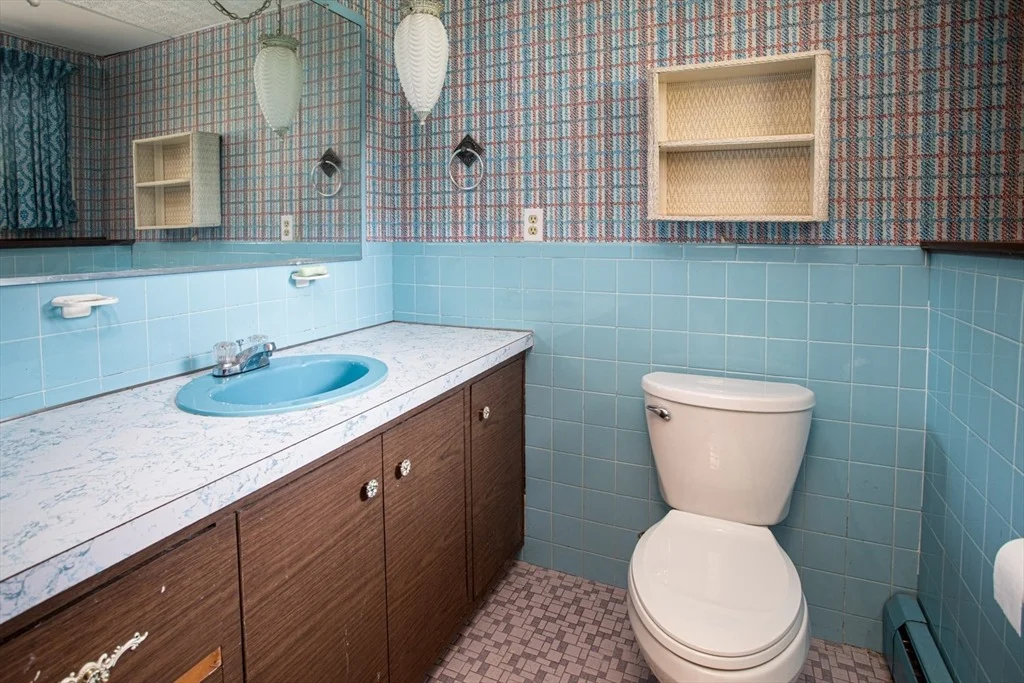Photo of 74 Kenyon Rd