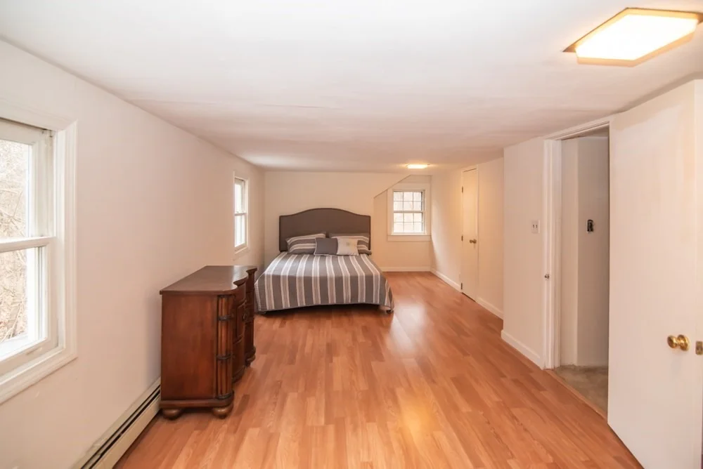 Photo of 449 Amesbury Rd