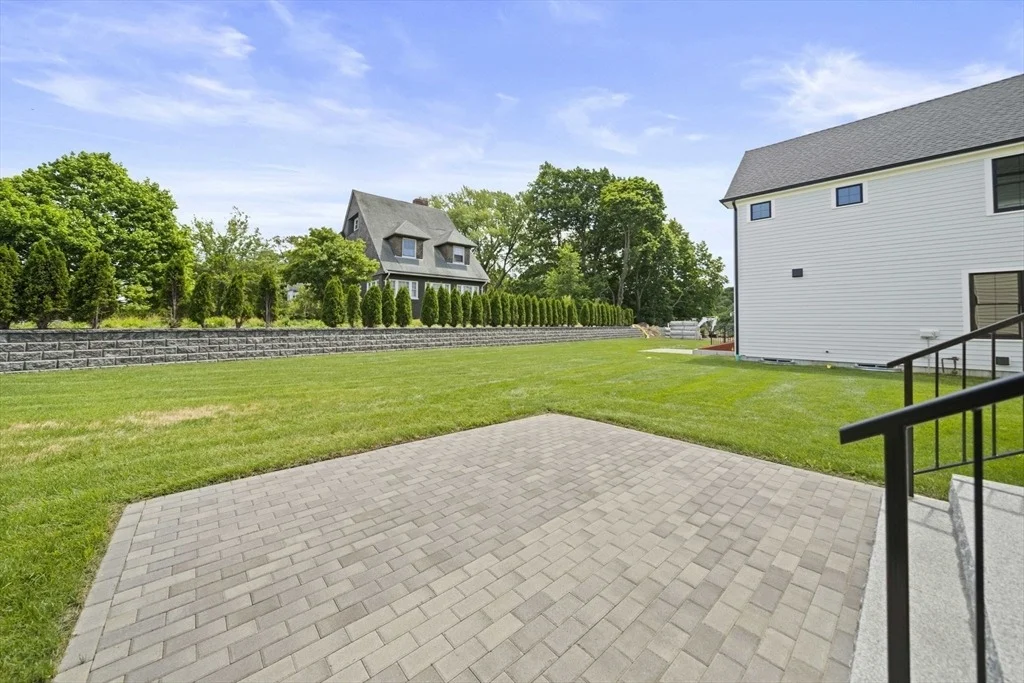 Photo of 9 Mina Way